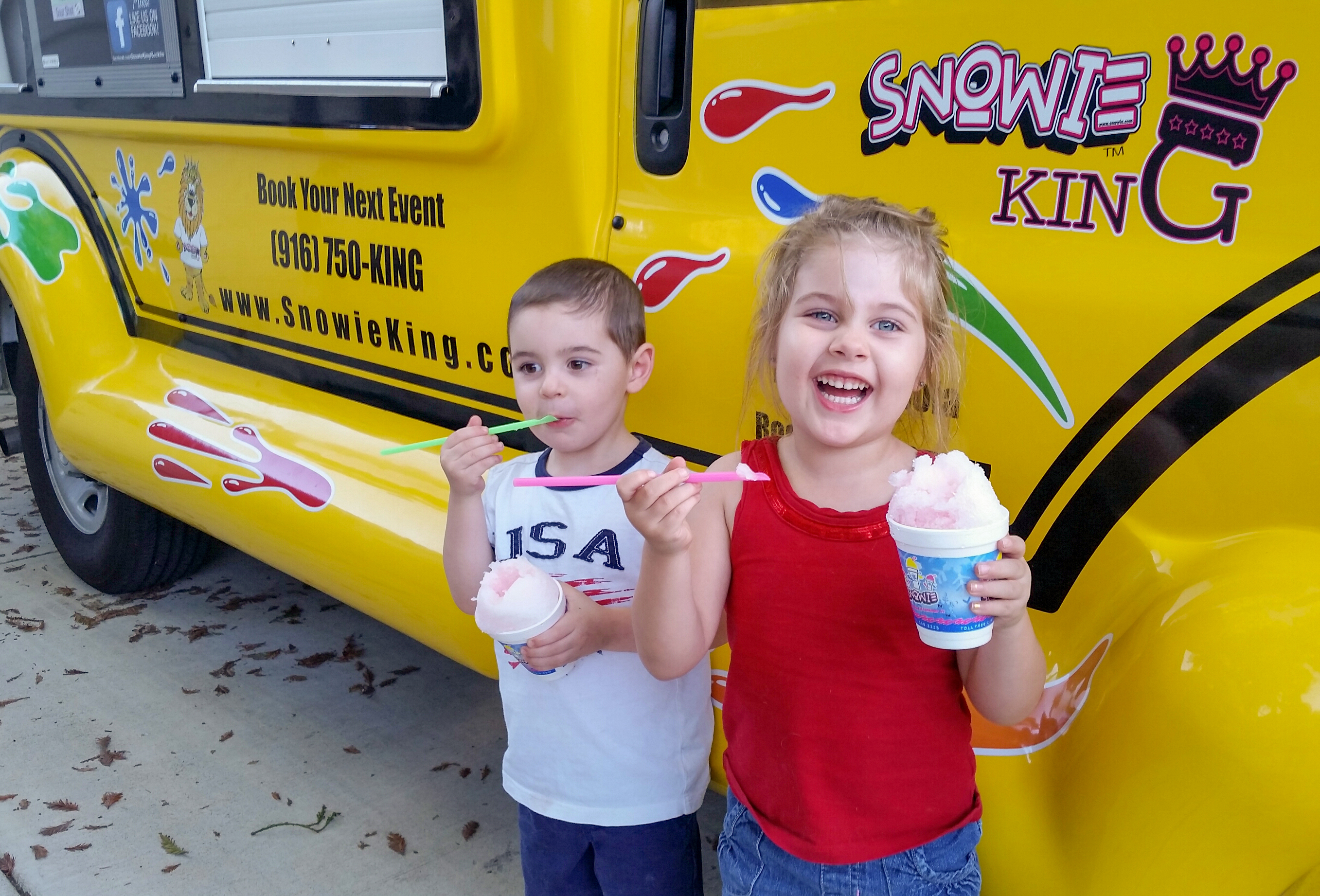 Kids Love Snowie King Shaved Ice